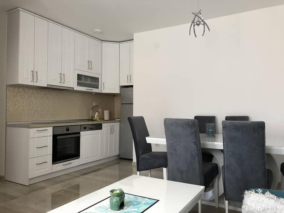 Apartman Sims Bijeljina Exteriér fotografie