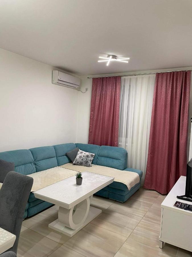 Apartman Sims Bijeljina Exteriér fotografie